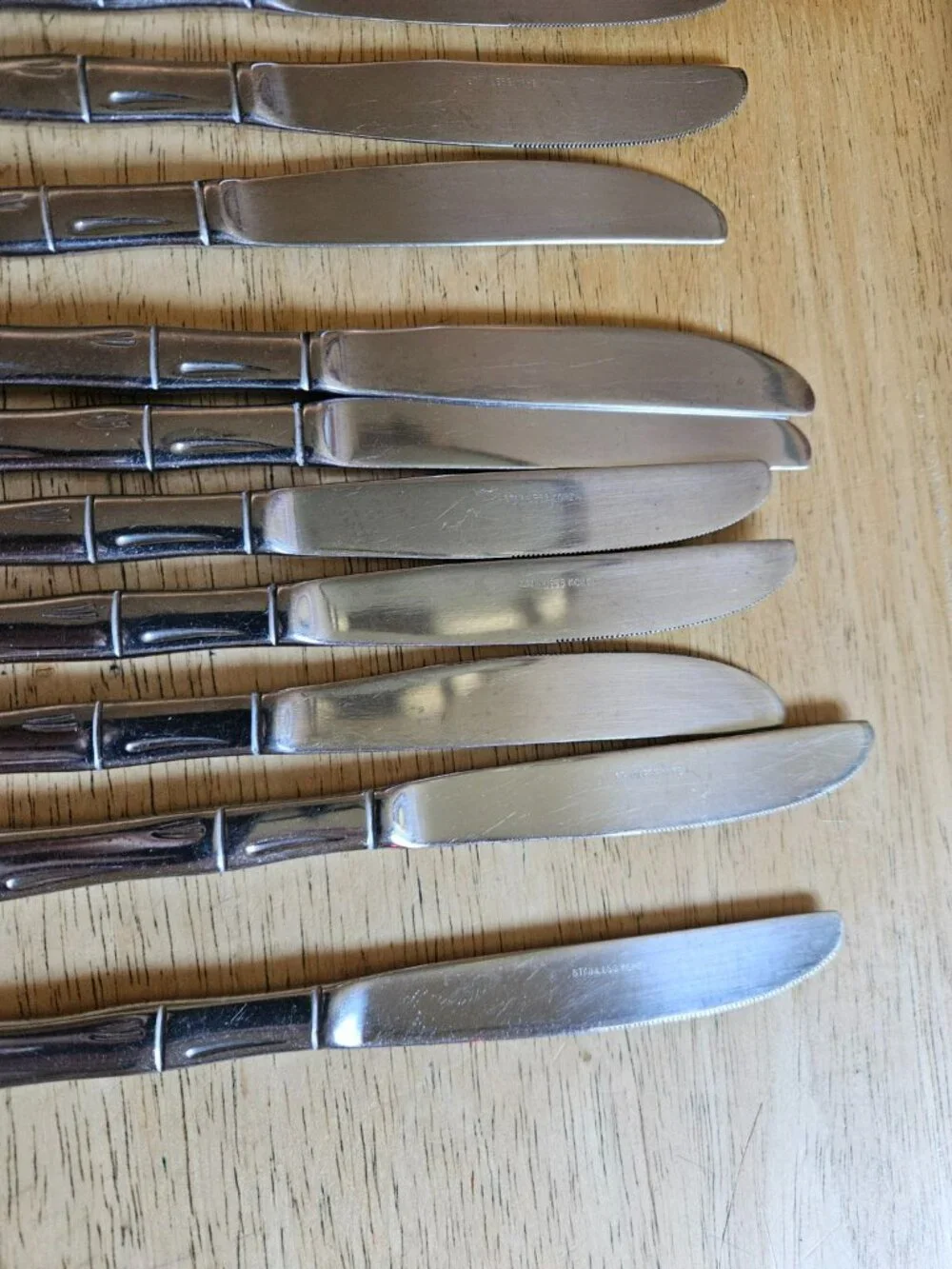 Lot 13 Stainless Korea Bamboo Pattern Dinner Knives 8.5